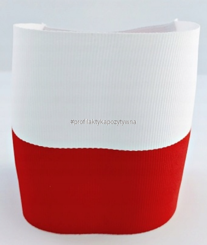 Opaska biało-czerwona DLA DZIECKA na ramię na gumce – sz 10cm flaga Polski.png